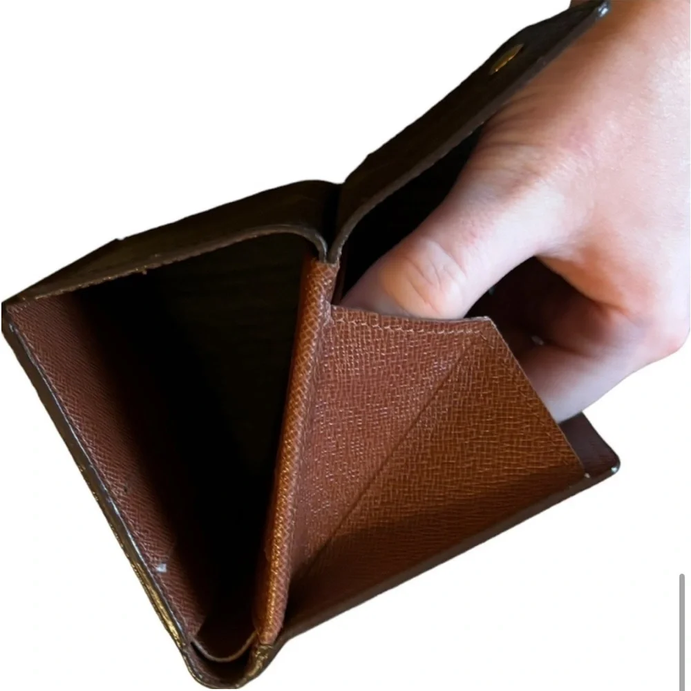 Louis Vuitton vintage bifold wallet snaps brown logo/gold hardware - Picture 12 of 13